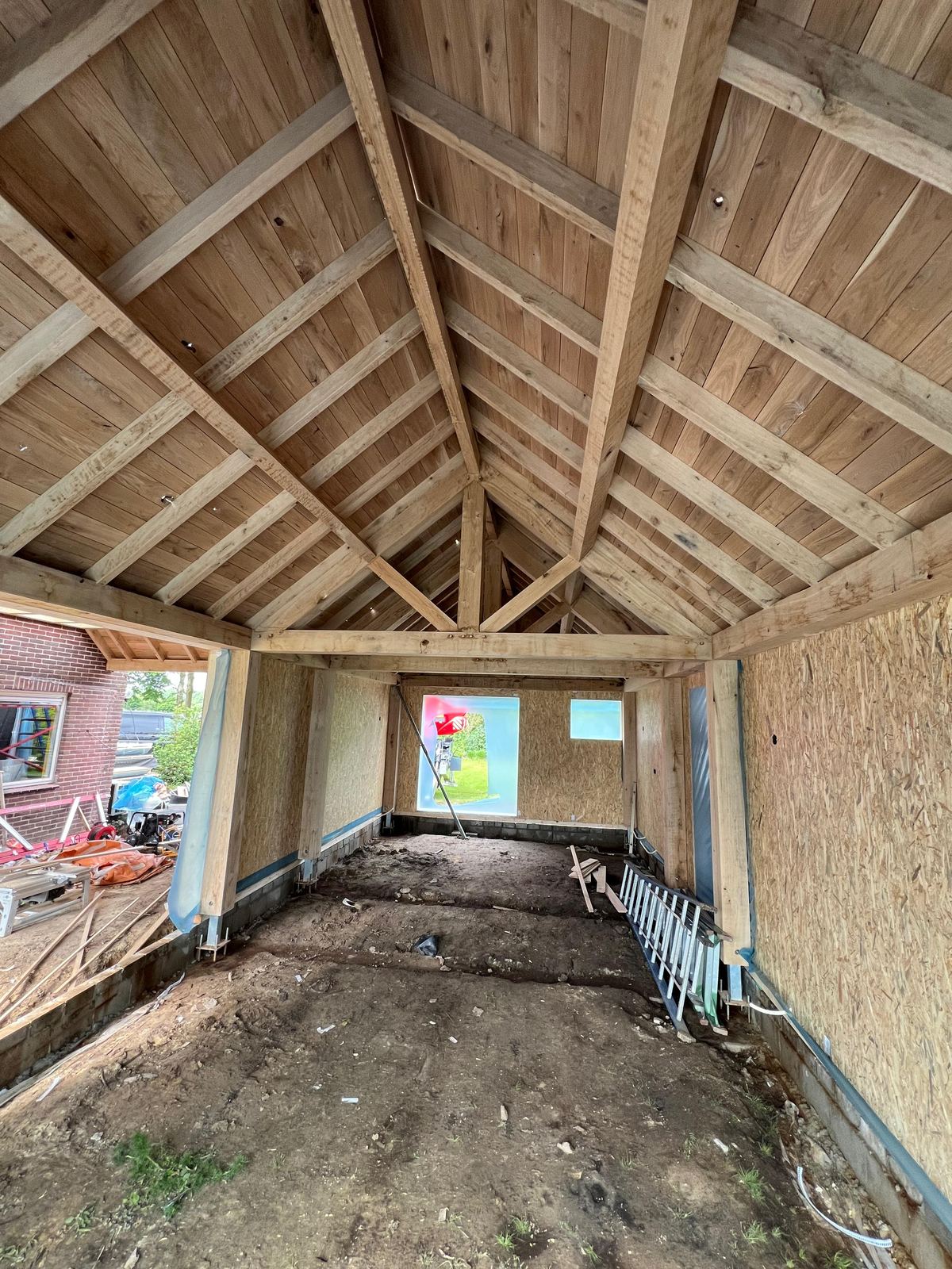 Kapconstructie van binnenuit tijdens de bouw
